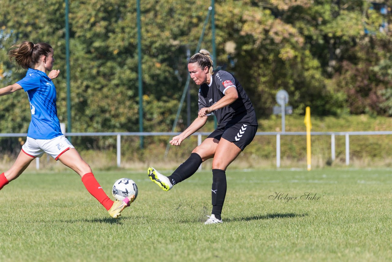 Bild 235 - F Holstein Kiel 2 - SSG Rot-Schwarz Kiel 2 : Ergebnis: 5:0